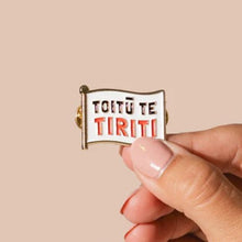 'Toitū te Tiriti' Māori Enamel Badge Pin
