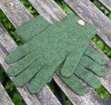 Winter Greens - Gloves